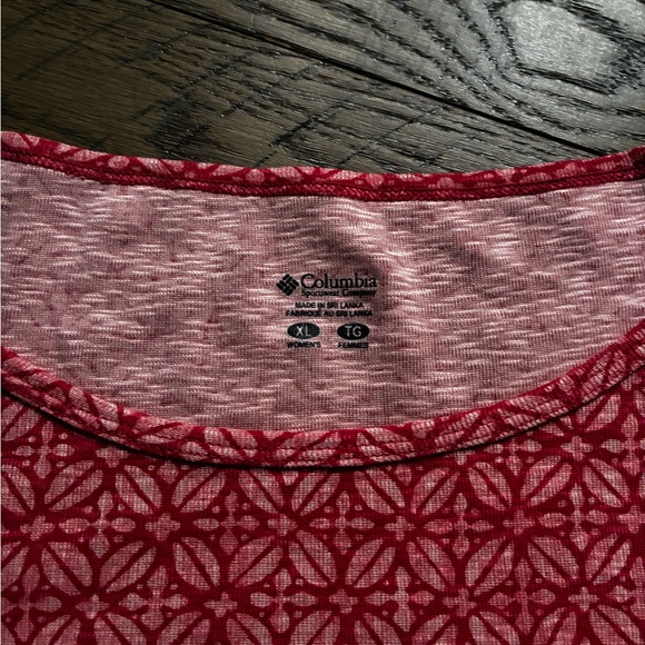Columbia Sportswear Women’s Red Geometric Floral Scoop Neck Long Sleeve Shirt - Picture 9 of 10